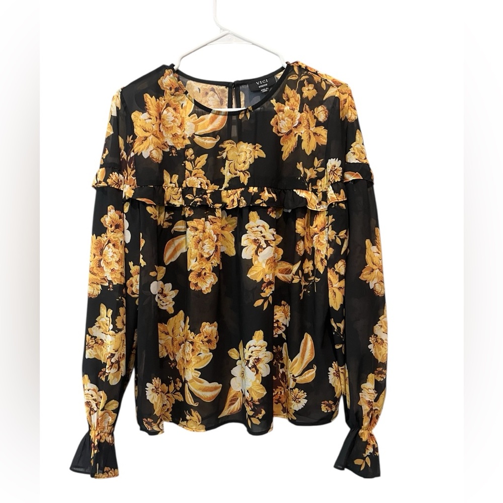 Vici Black Floral Long Sleeve Top Size Medium
